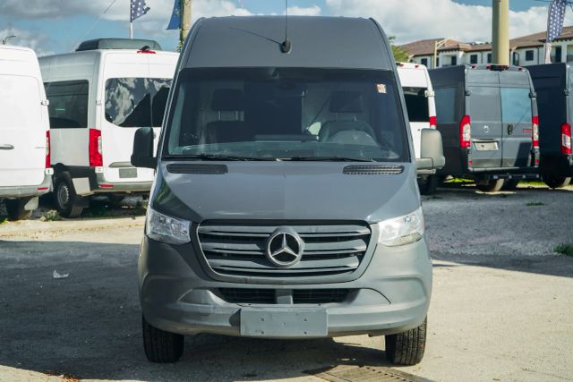 
								2019 Mercedes-Benz Sprinter 2500 Cargo High Roof w/170  WB Van 3D full									