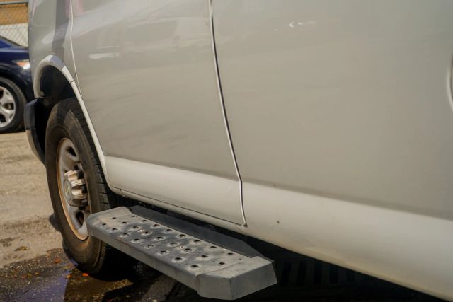 
								2021 Chevrolet Express 2500 Cargo Regular Van 3D full									