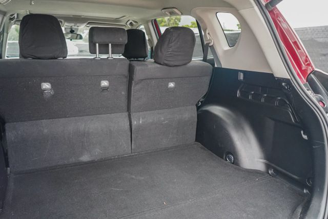 
								2018 Toyota RAV4 XLE Sport Utility 4D full									