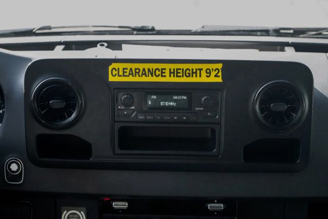 
								2019 Mercedes-Benz Sprinter 2500 Cargo High Roof w/170  WB Van 3D full									