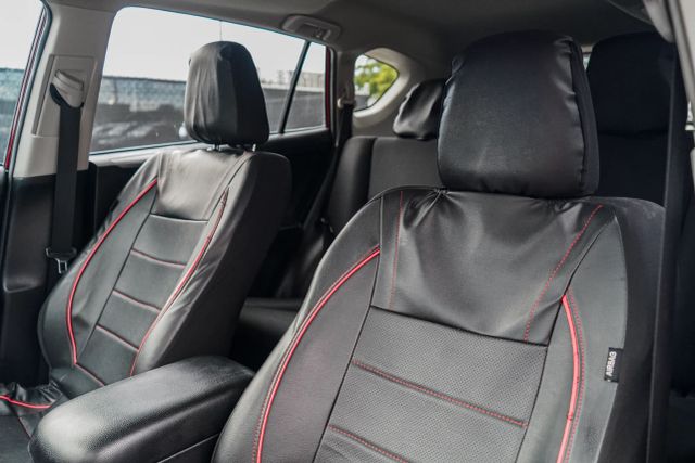 
								2018 Toyota RAV4 XLE Sport Utility 4D full									