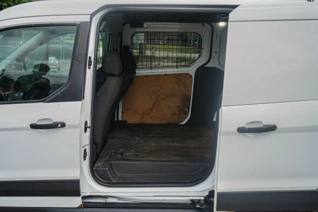 
								2016 Ford Transit Connect Cargo XL Van 4D full									