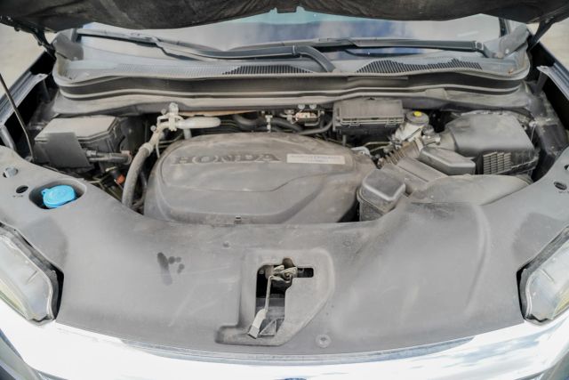 
								2020 Honda Pilot EX-L Sport Utility 4D full									