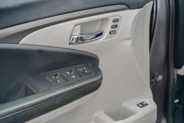 
								2020 Honda Pilot EX-L Sport Utility 4D full									