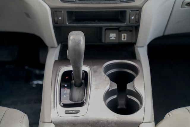 
								2020 Honda Pilot EX-L Sport Utility 4D full									