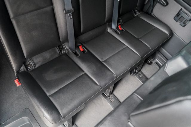 
								2021 Mercedes-Benz Sprinter 2500 Passenger High Roof w/144  WB Van 3D full									