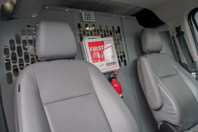 
								2017 Ford Transit 250 Van Low Roof w/60/40 Side Door w/RWB Van 3D full									