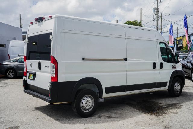 
								2021 Ram ProMaster Cargo Van 2500 High Roof Van 3D full									