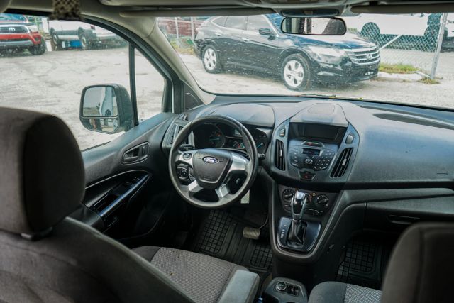 
								2016 Ford Transit Connect Cargo XL Van 4D full									