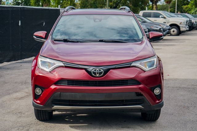 
								2018 Toyota RAV4 XLE Sport Utility 4D full									