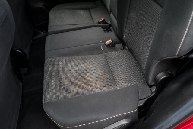 
								2018 Toyota RAV4 XLE Sport Utility 4D full									