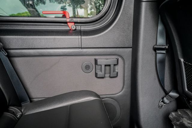 
								2021 Mercedes-Benz Sprinter 2500 Passenger High Roof w/144  WB Van 3D full									