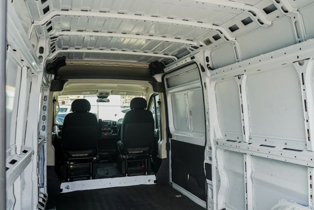 
								2021 Ram ProMaster Cargo Van 2500 High Roof Van 3D full									