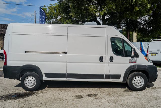 
								2021 Ram ProMaster Cargo Van 2500 High Roof Van 3D full									