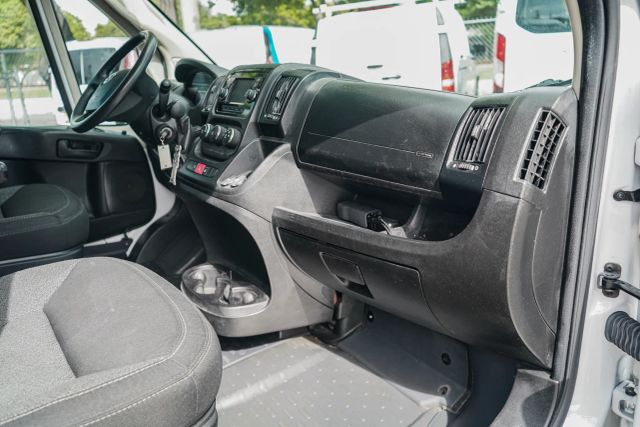 
								2021 Ram ProMaster Cargo Van 2500 High Roof Van 3D full									