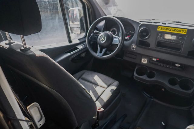 
								2019 Mercedes-Benz Sprinter 2500 Cargo High Roof w/170  WB Van 3D full									