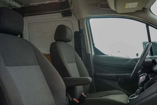 
								2016 Ford Transit Connect Cargo XL Van 4D full									