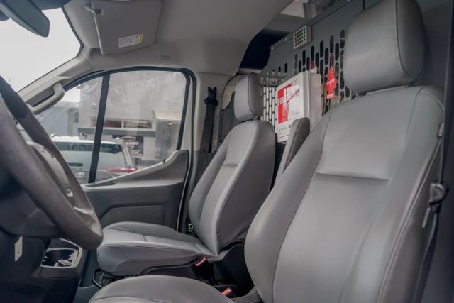 
								2017 Ford Transit 250 Van Low Roof w/60/40 Side Door w/RWB Van 3D full									