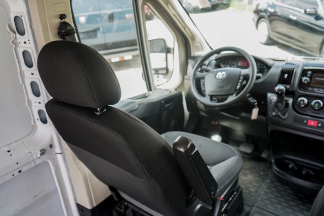 
								2021 Ram ProMaster Cargo Van 2500 High Roof Van 3D full									