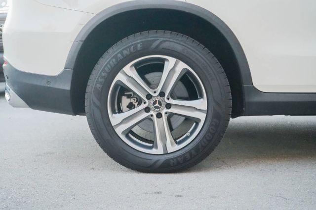 
								2018 Mercedes-Benz GLC GLC 300 Sport Utility 4D full									