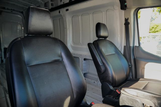 
								2022 Ford Transit 250 Cargo Van High Roof Extended Length Van 3D full									