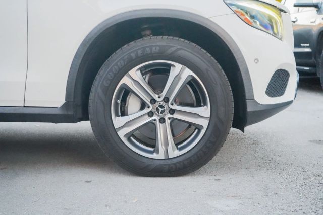 
								2018 Mercedes-Benz GLC GLC 300 Sport Utility 4D full									