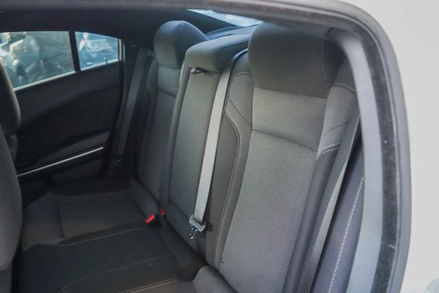 
								2020 Dodge Charger SXT Sedan 4D full									