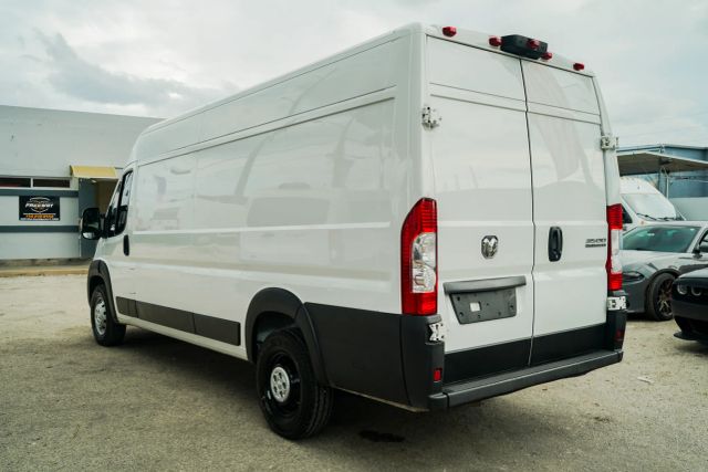 
								2023 Ram ProMaster Cargo Van 3500 High Roof Extended Van 3D full									