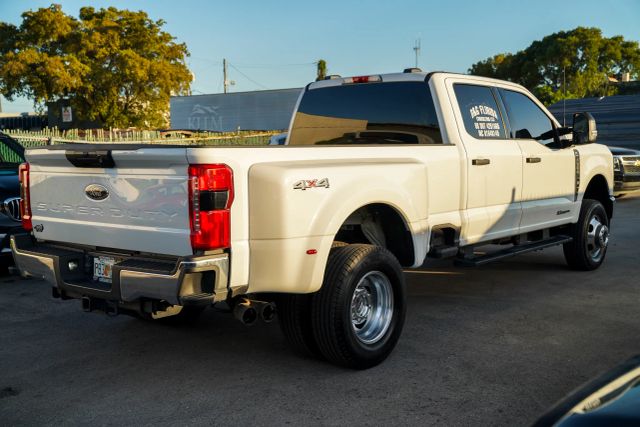 
								2024 Ford F350 Super Duty Crew Cab XLT Pickup 4D 8 ft full									