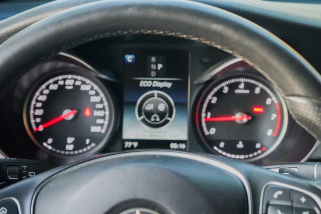 
								2018 Mercedes-Benz GLC GLC 300 Sport Utility 4D full									