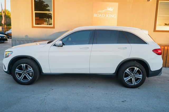 
								2018 Mercedes-Benz GLC GLC 300 Sport Utility 4D full									