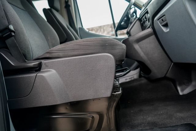 
								2018 Ford Transit 350 Wagon XLT w/Low Roof w/Sliding Side Door Van 3D full									