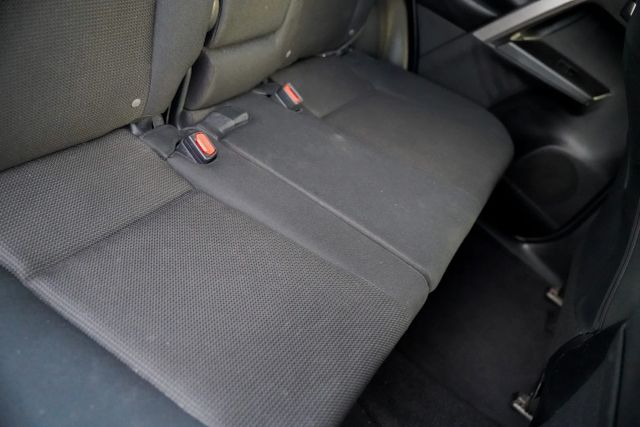 
								2017 Toyota RAV4 XLE Sport Utility 4D full									