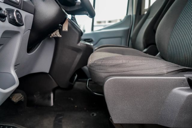 
								2018 Ford Transit 350 Wagon XLT w/Low Roof w/Sliding Side Door Van 3D full									