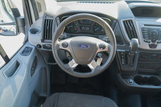 
								2018 Ford Transit 350 Wagon XLT w/Medium Roof w/Sliding Side Door Van 3D full									