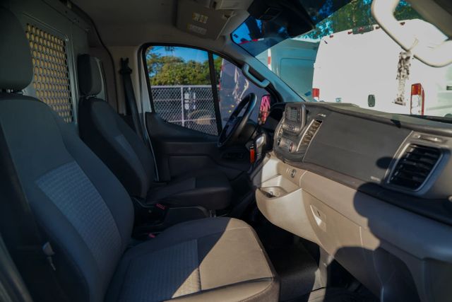 
								2020 Ford Transit 250 Cargo Van Low Roof w/LWB Van 3D full									