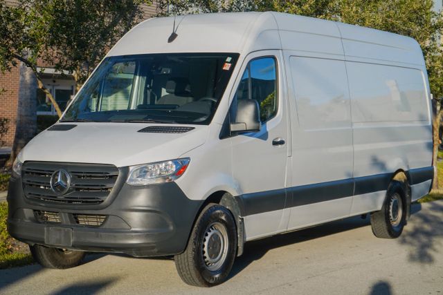 
								2022 Mercedes-Benz Sprinter 2500 Cargo High Roof w/170  WB Van 3D full									