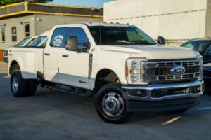 2024 Ford F350 Super Duty Crew Cab XLT Pickup 4D 8 ft