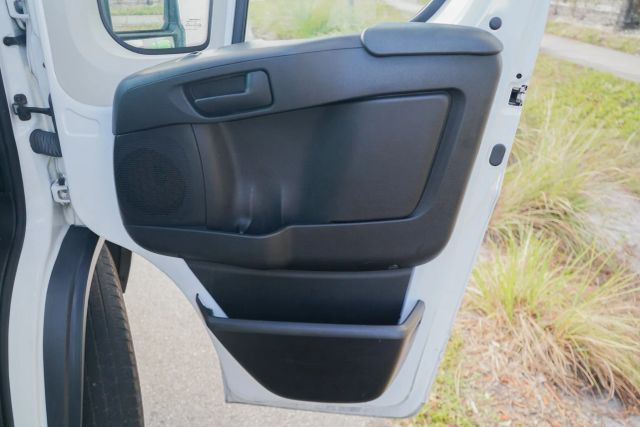 
								2018 Ram ProMaster Cargo Van 3500 High Roof Extended Van 3D full									