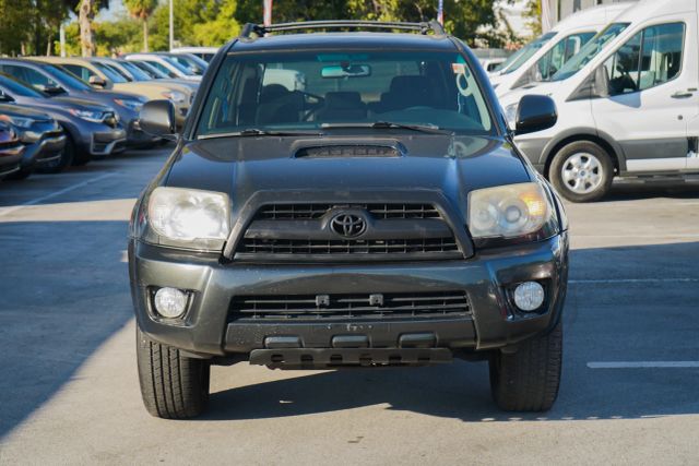 
								2007 Toyota 4Runner SR5 Sport Utility 4D full									