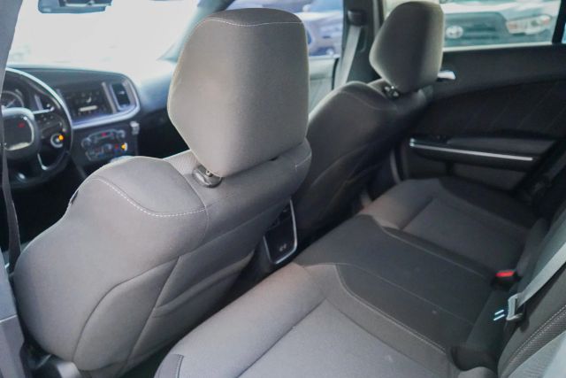 
								2020 Dodge Charger SXT Sedan 4D full									