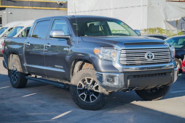 
								2016 Toyota Tundra CrewMax Limited Pickup 4D 5 1/2 ft full									