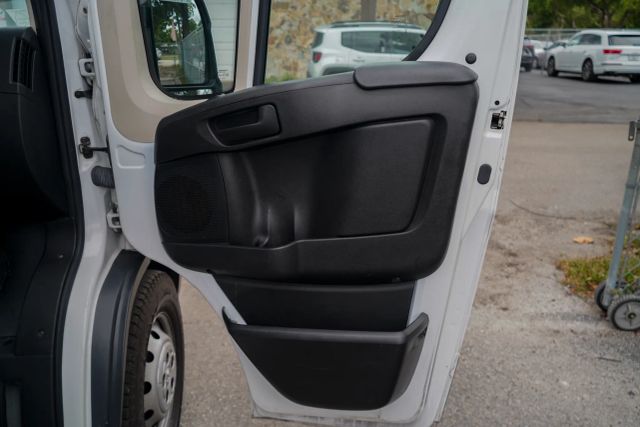 
								2019 Ram ProMaster Cargo Van 3500 High Roof Extended Van 3D full									