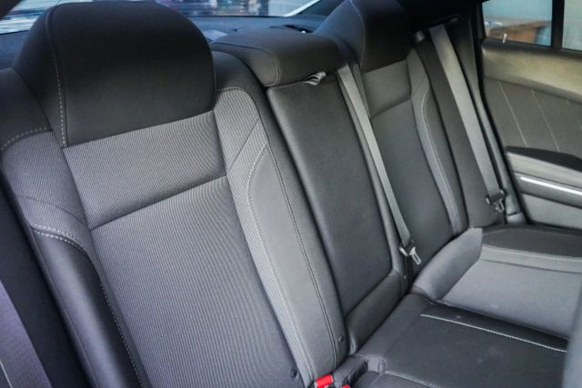 
								2020 Dodge Charger SXT Sedan 4D full									