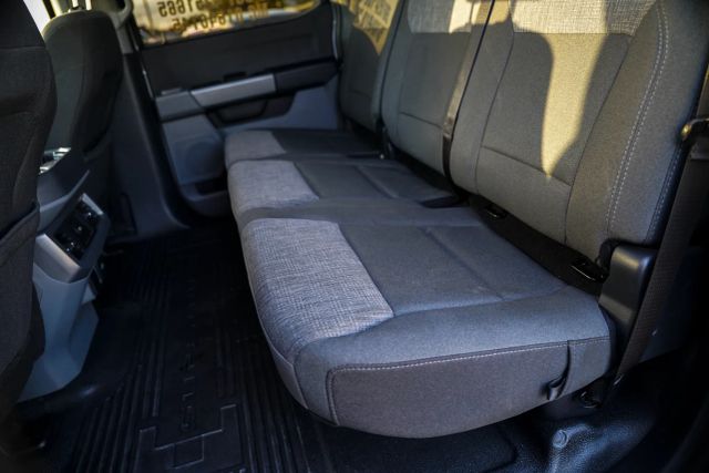 
								2024 Ford F350 Super Duty Crew Cab XLT Pickup 4D 8 ft full									