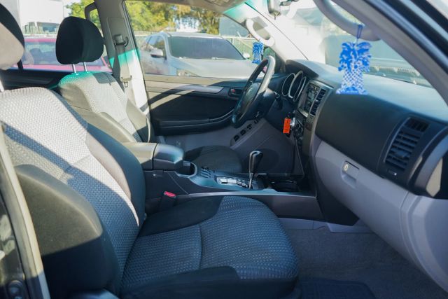 
								2007 Toyota 4Runner SR5 Sport Utility 4D full									