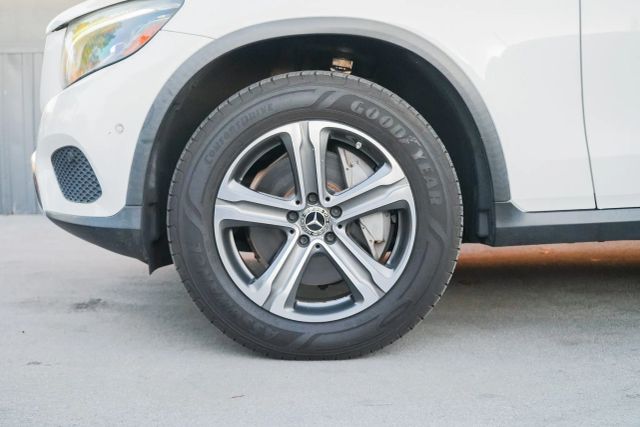 
								2018 Mercedes-Benz GLC GLC 300 Sport Utility 4D full									