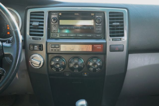 
								2007 Toyota 4Runner SR5 Sport Utility 4D full									