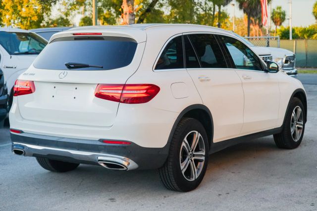 
								2018 Mercedes-Benz GLC GLC 300 Sport Utility 4D full									