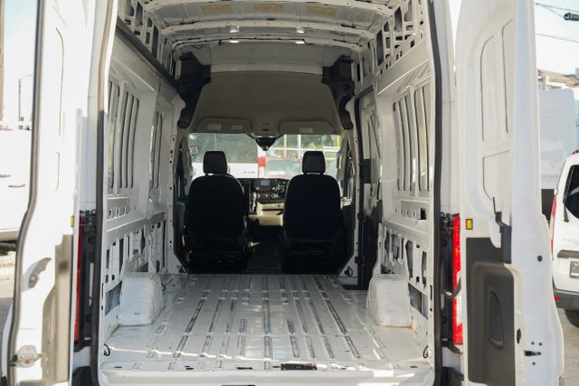 
								2022 Ford Transit 250 Cargo Van High Roof Extended Length Van 3D full									